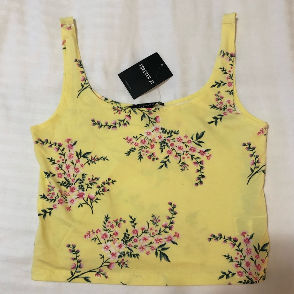 Crop top bundle 🌸 - Picture 6 of 11